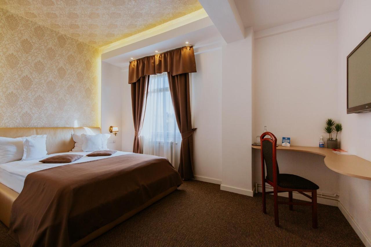 Hotel Restaurant Park ミエルクレア＝チュク エクステリア 写真