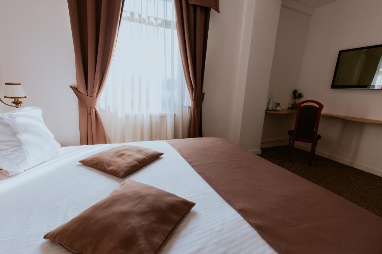 Hotel Restaurant Park ミエルクレア＝チュク エクステリア 写真